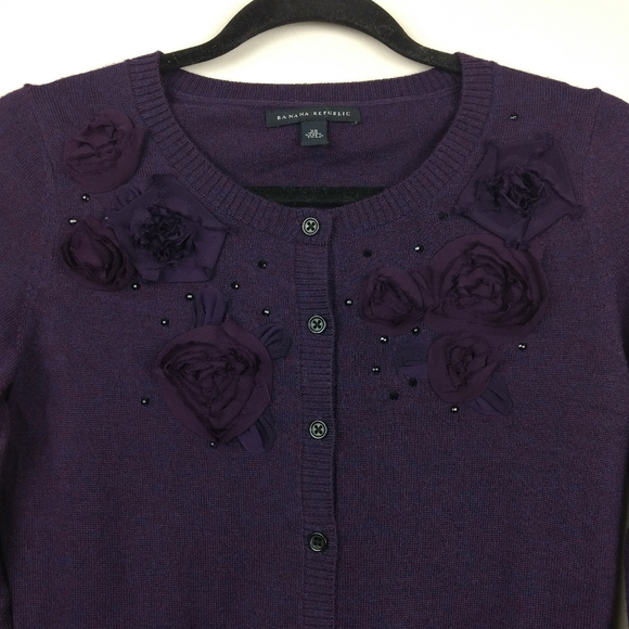 BANANA REPUBLIC Dark Purple Merino Wool Fower Button Cardigan - Picture 2 of 5